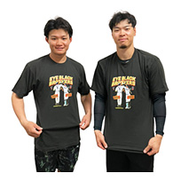 EYE BLACK BROTHERS Tシャツ