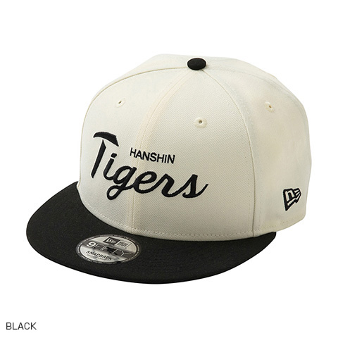 9FIFTY(TM)キャップ】HANTIG 26 SCRIPT CHROME＜NEW ERA＞ - 阪神