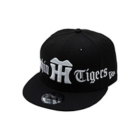 【9FIFTY(TM)キャップ】HANTIG SCRIPT BLACK＜NEW ERA＞